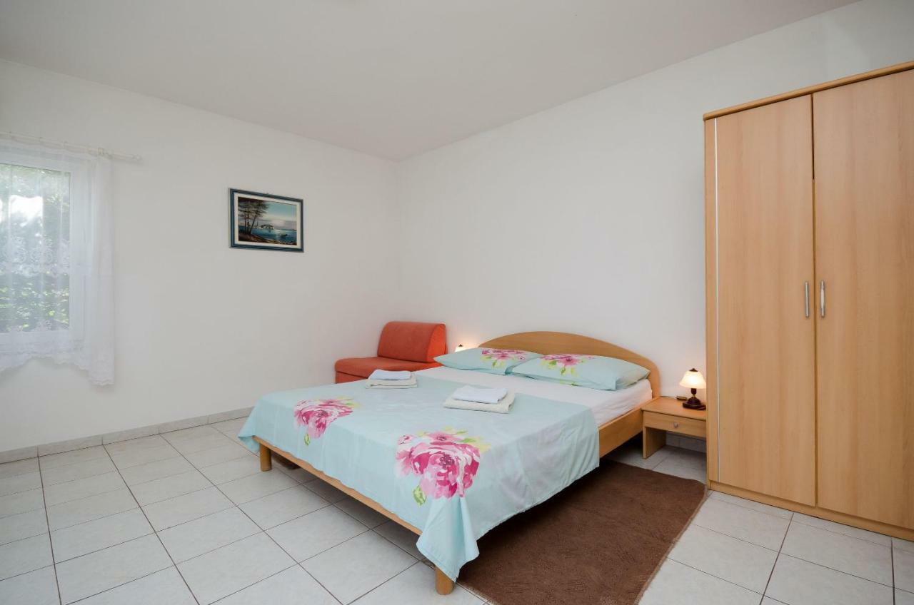 Apartments Branimir 노비비노돌스키 외부 사진